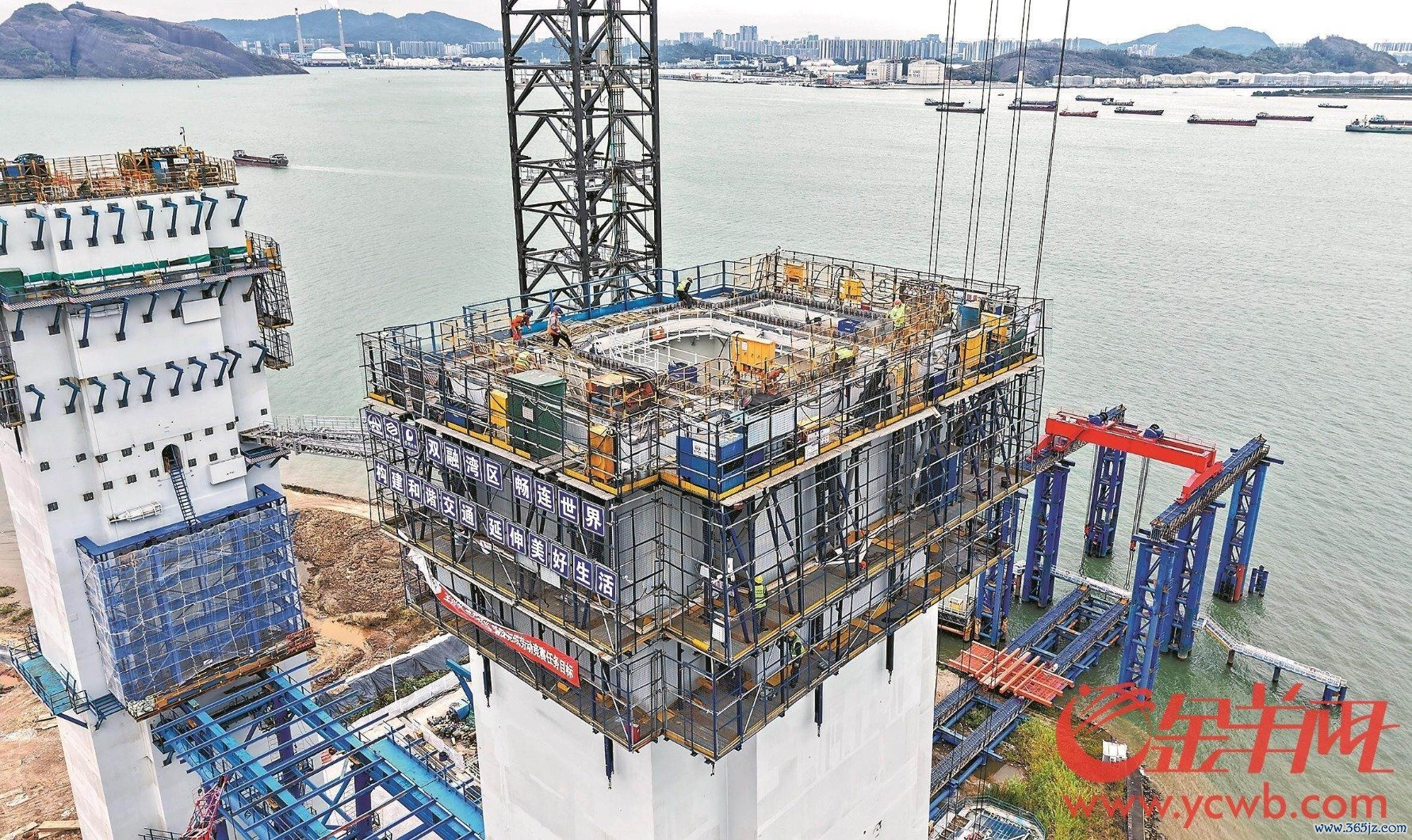 狮子洋通谈名堂东高墩引桥盖梁施工